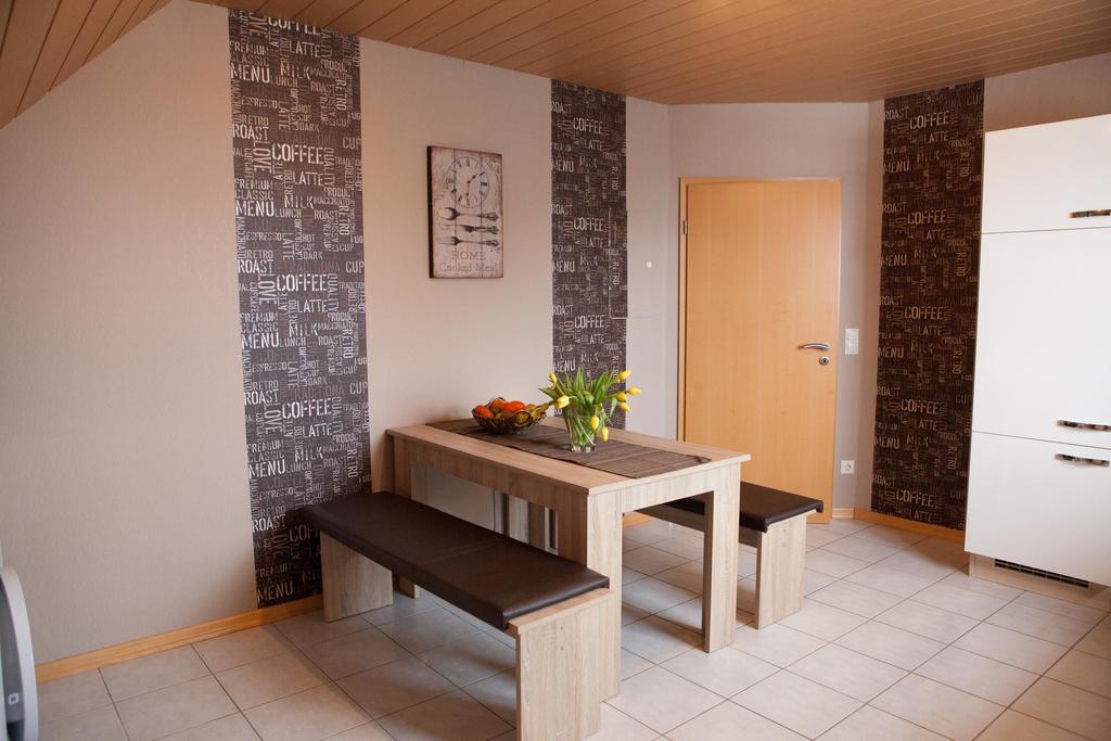 Ferienwohnung Am Korretsberg Kruft Δωμάτιο φωτογραφία