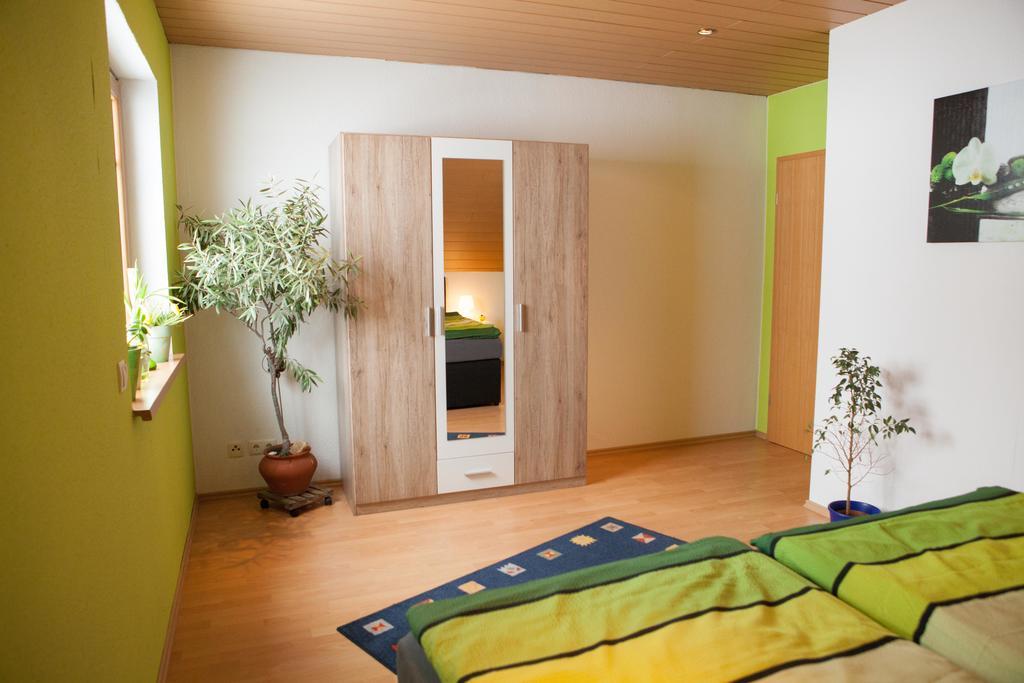 Ferienwohnung Am Korretsberg Kruft Δωμάτιο φωτογραφία