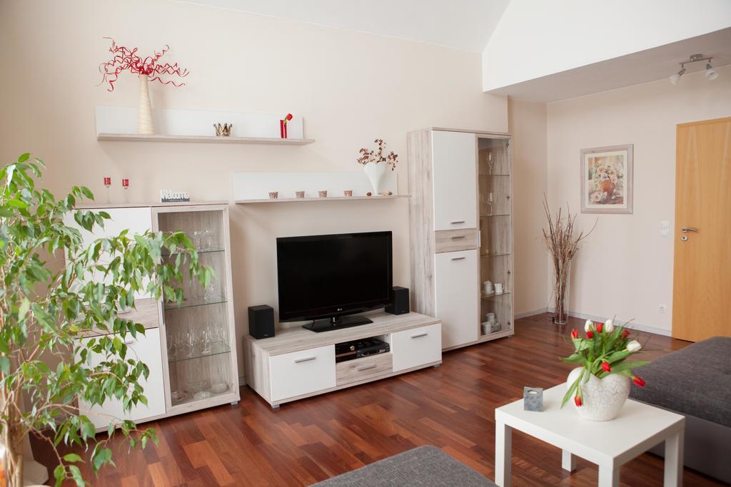Ferienwohnung Am Korretsberg Kruft Δωμάτιο φωτογραφία